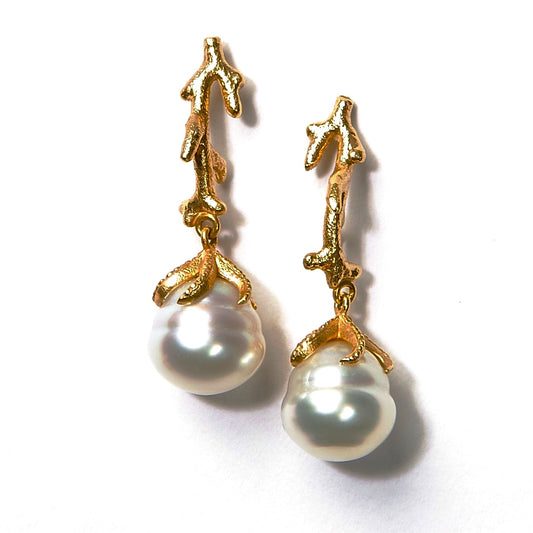 South Seas "Starfish live on the coral reef" Pearl Earrings